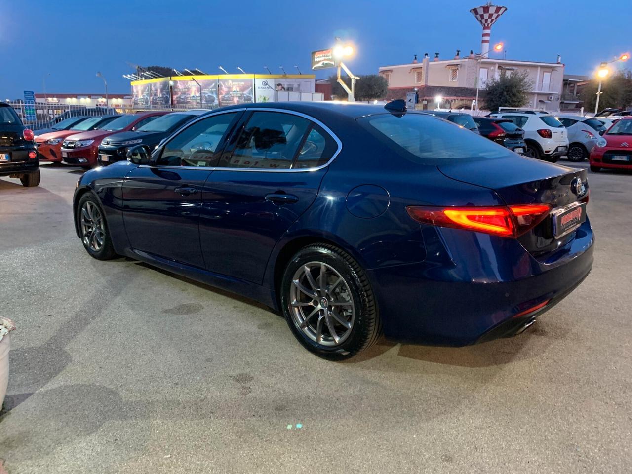 Alfa Romeo Giulia 2.2 Turbodiesel 180 CV Business Sport