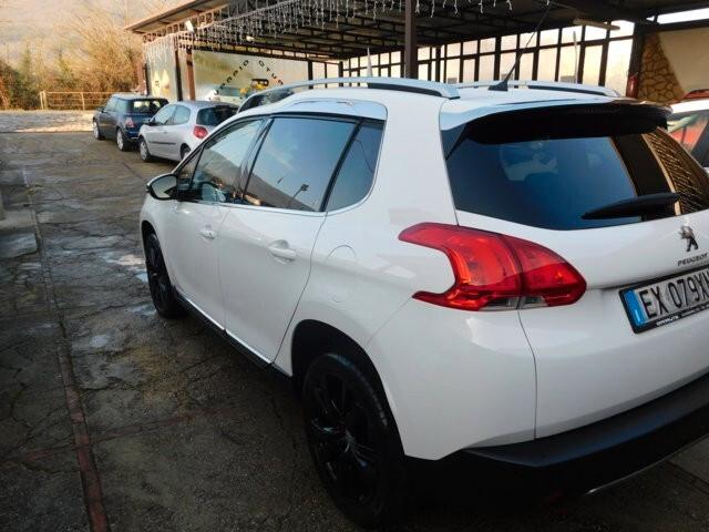 Peugeot 2008 1.6 e-HDi 115 CV Stop&Start Allure