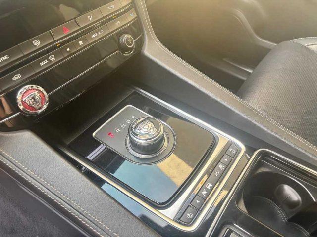 JAGUAR F-Pace (X761) - 2.0 D 240 CV AWD aut. R-Sport