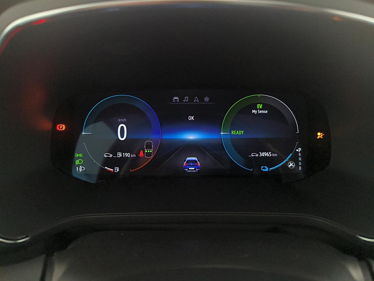 Renault Captur 1.6 e-tech hybrid techno fast track 145cv auto