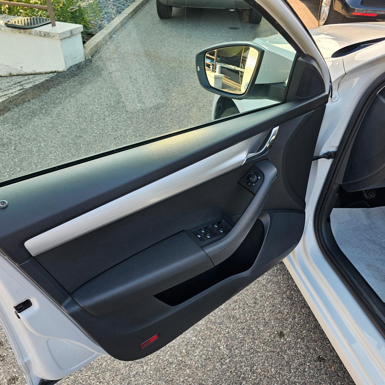 Skoda Octavia 1.4 TSI Wagon Executive G-Tec