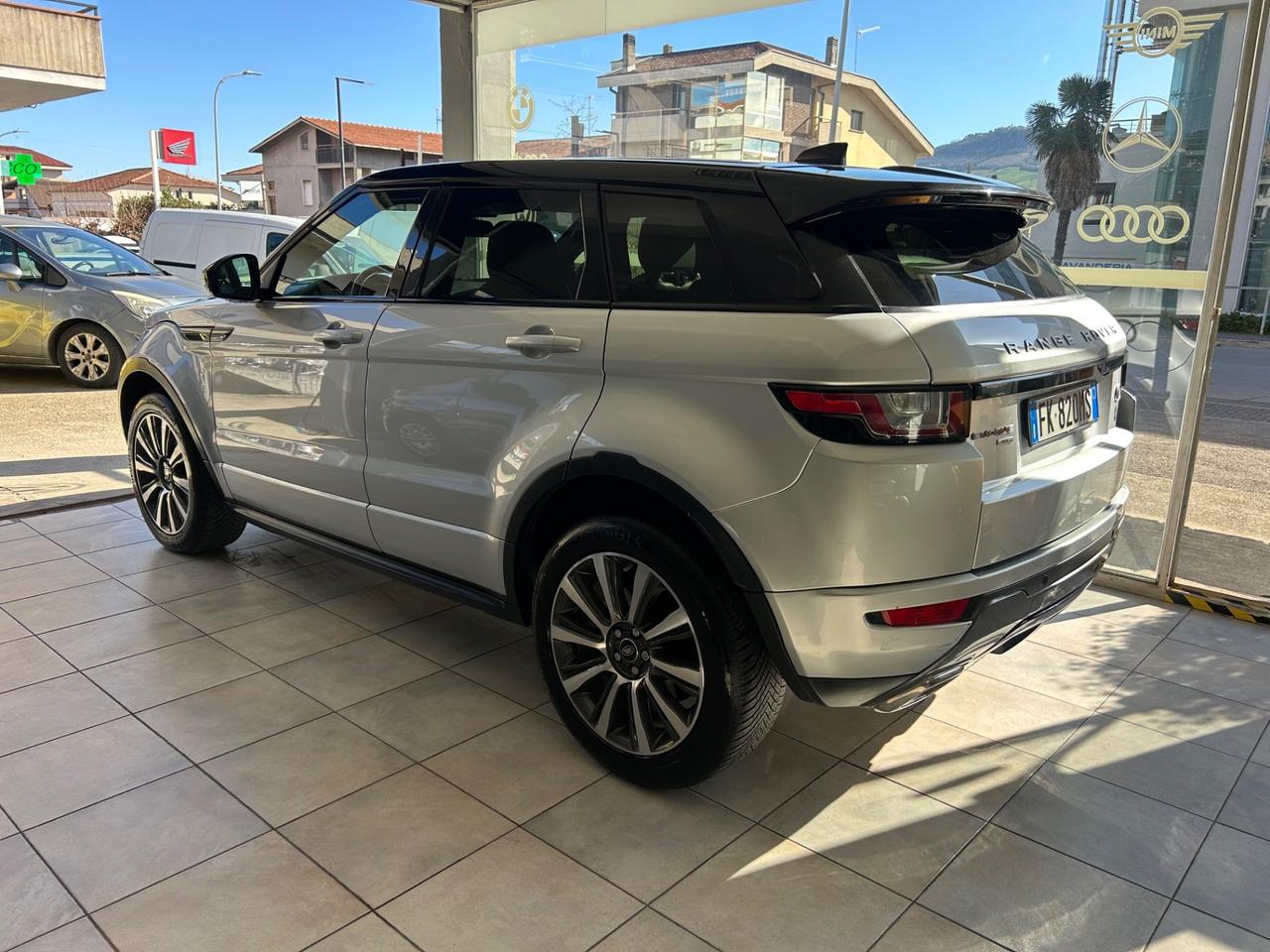 Land Rover Evoque 2.0D4 HSE 150 CV DYNAMIC