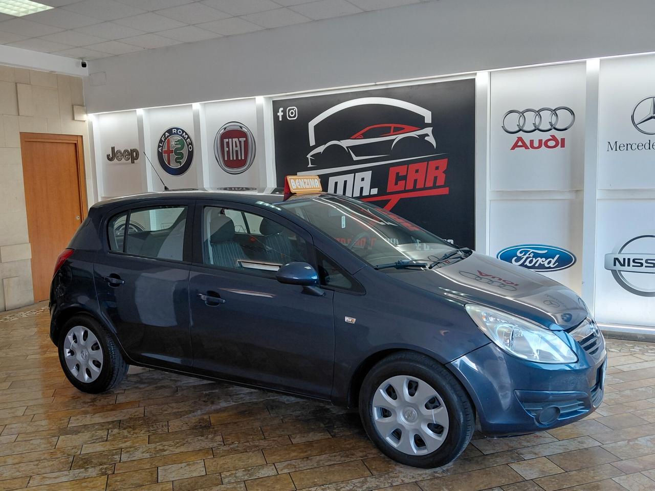 Opel Corsa 1.2 5 porte soli 118000 km