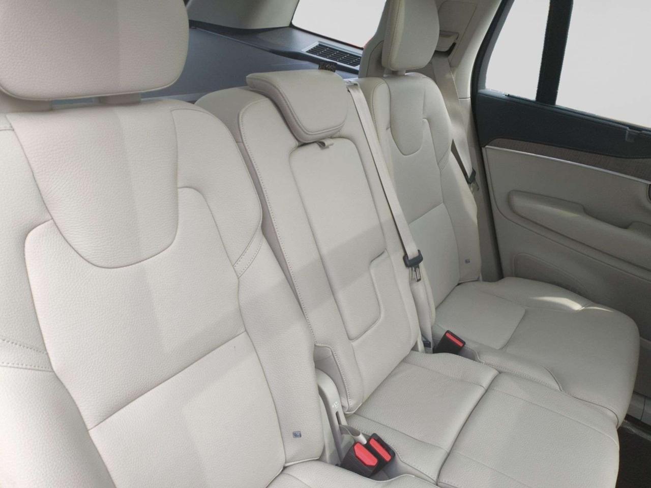 Volvo XC90 VOLVO XC90 B5 (d) AWD automatico Plus Bright