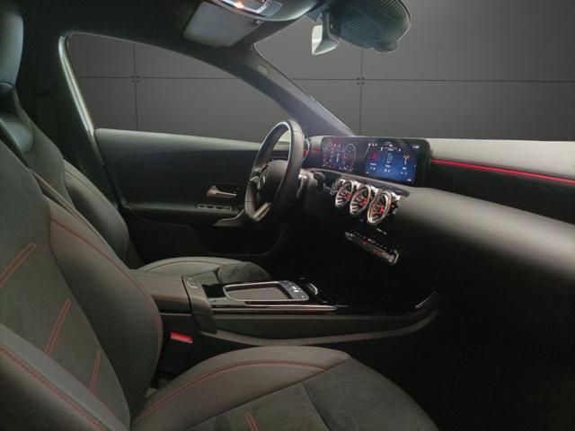 MERCEDES-BENZ A 180 d Automatic AMG Line Premium