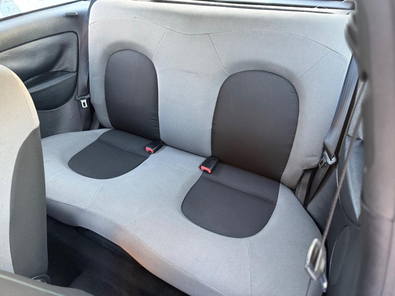 Lancia Ypsilon 1.4 Argento Ecochic GPL