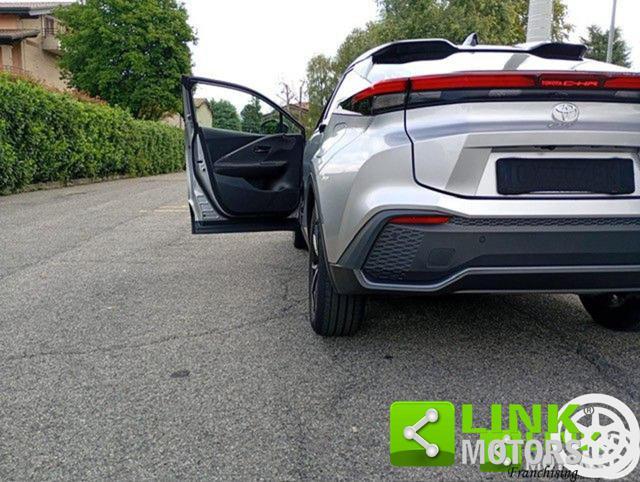 TOYOTA C-HR 1.8 hev Trend fwd e-cvt