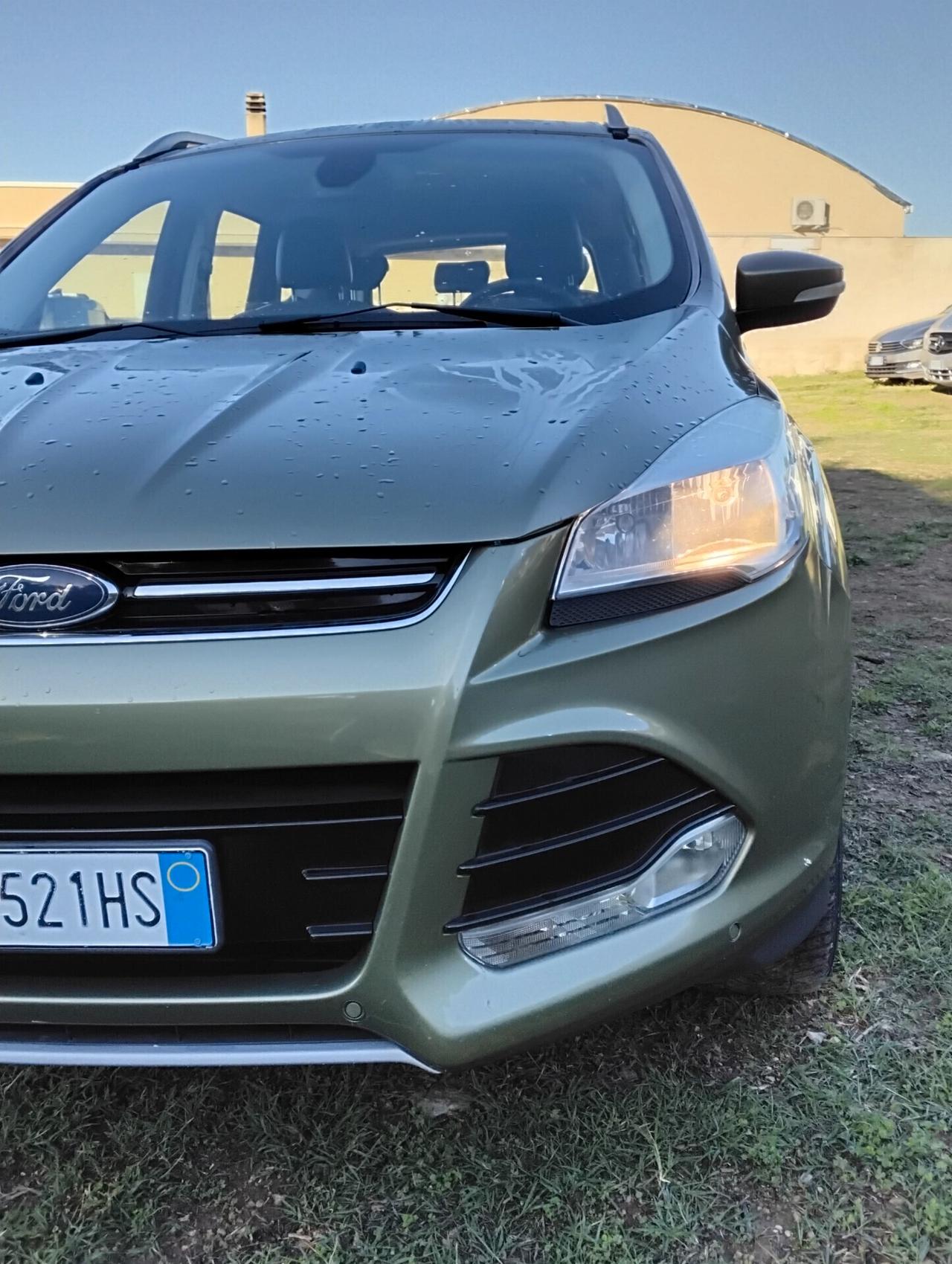 Ford Kuga 2.0 TDCI 150 CV S&S 4WD Powershift Titanium