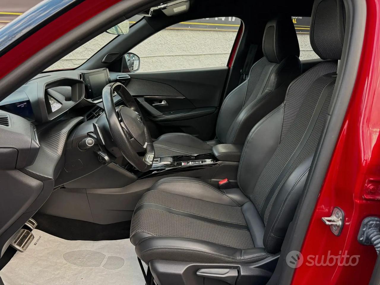 PEUGEOT 2008 1.5 BlueHDI(130cv) EAT8 GT AUTOMATICA