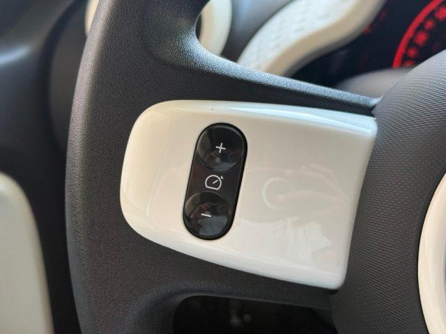 RENAULT Twingo SCe 65 CV Equilibre