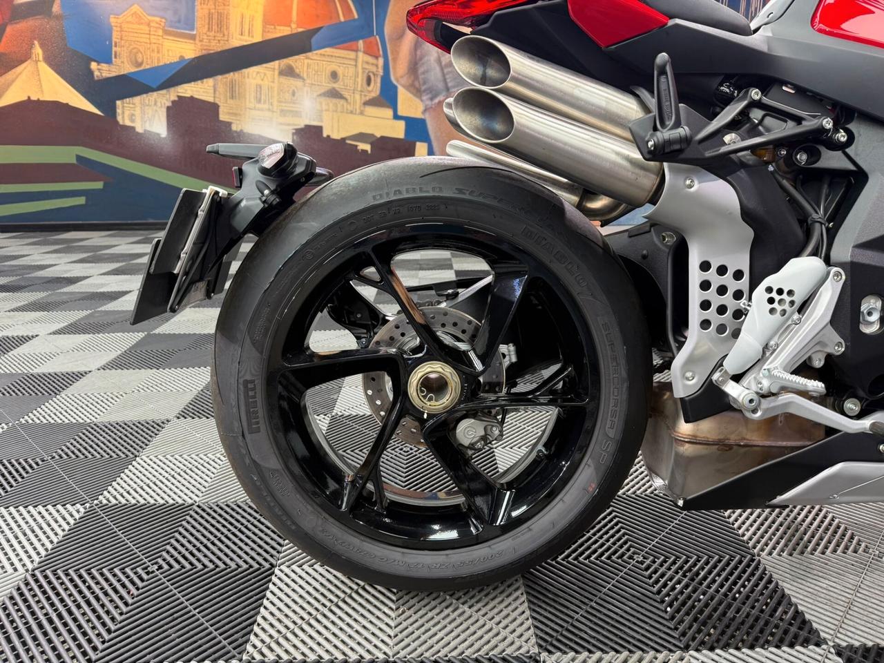 Mv Agusta Brutale 1000 (86988)