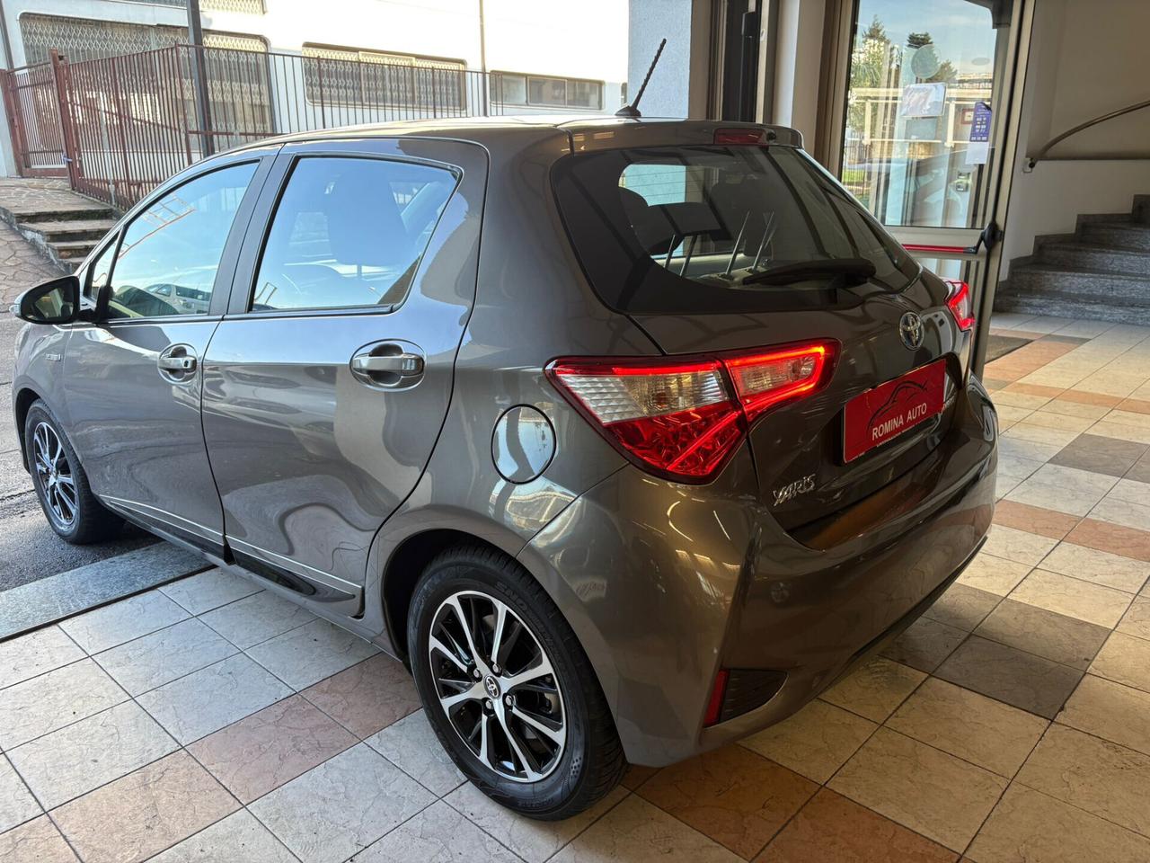 Toyota Yaris 1.5 Hybrid 5 porte Active