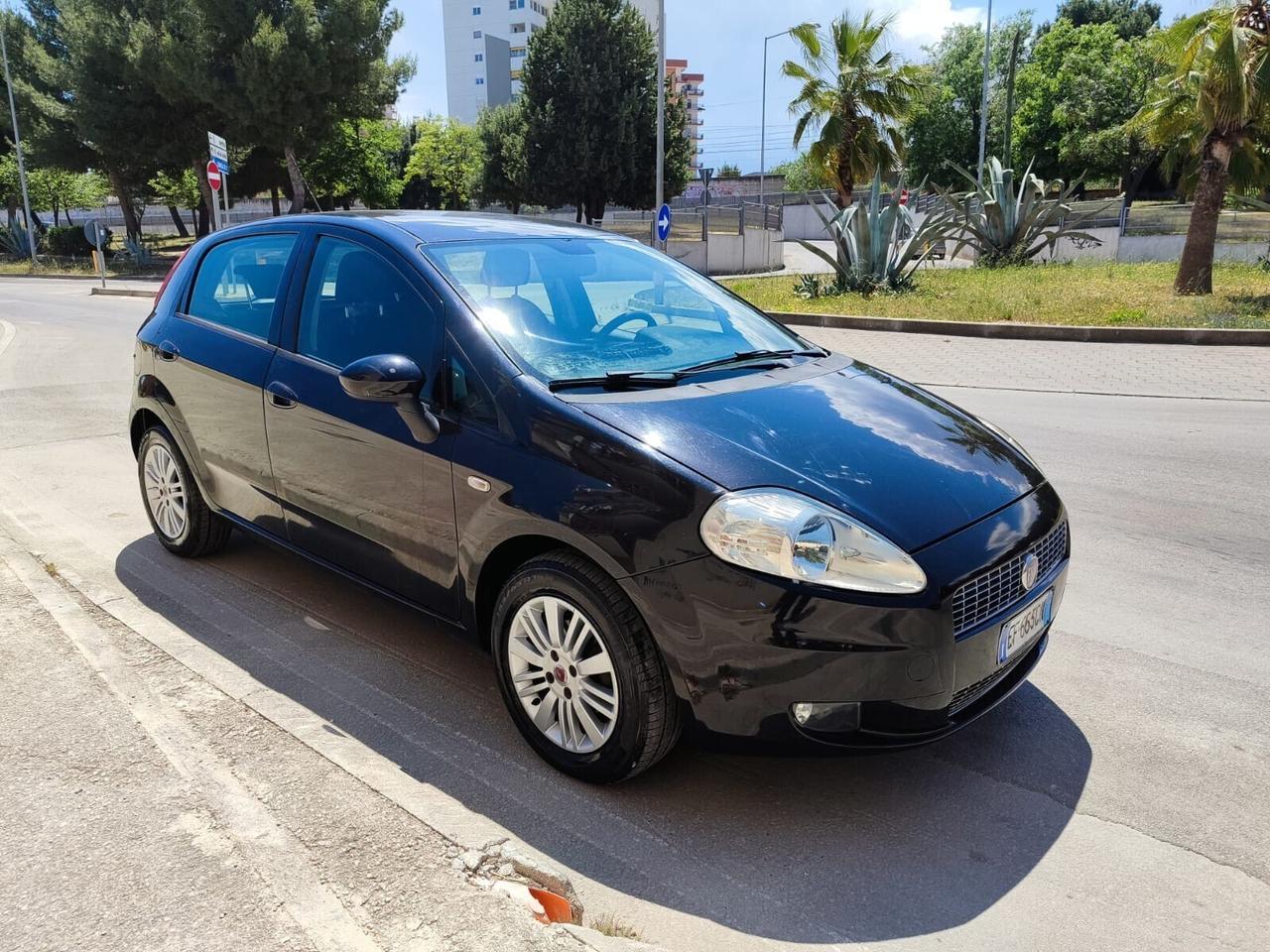 Fiat Grande Punto 1.3 MJT 75 CV E4!!