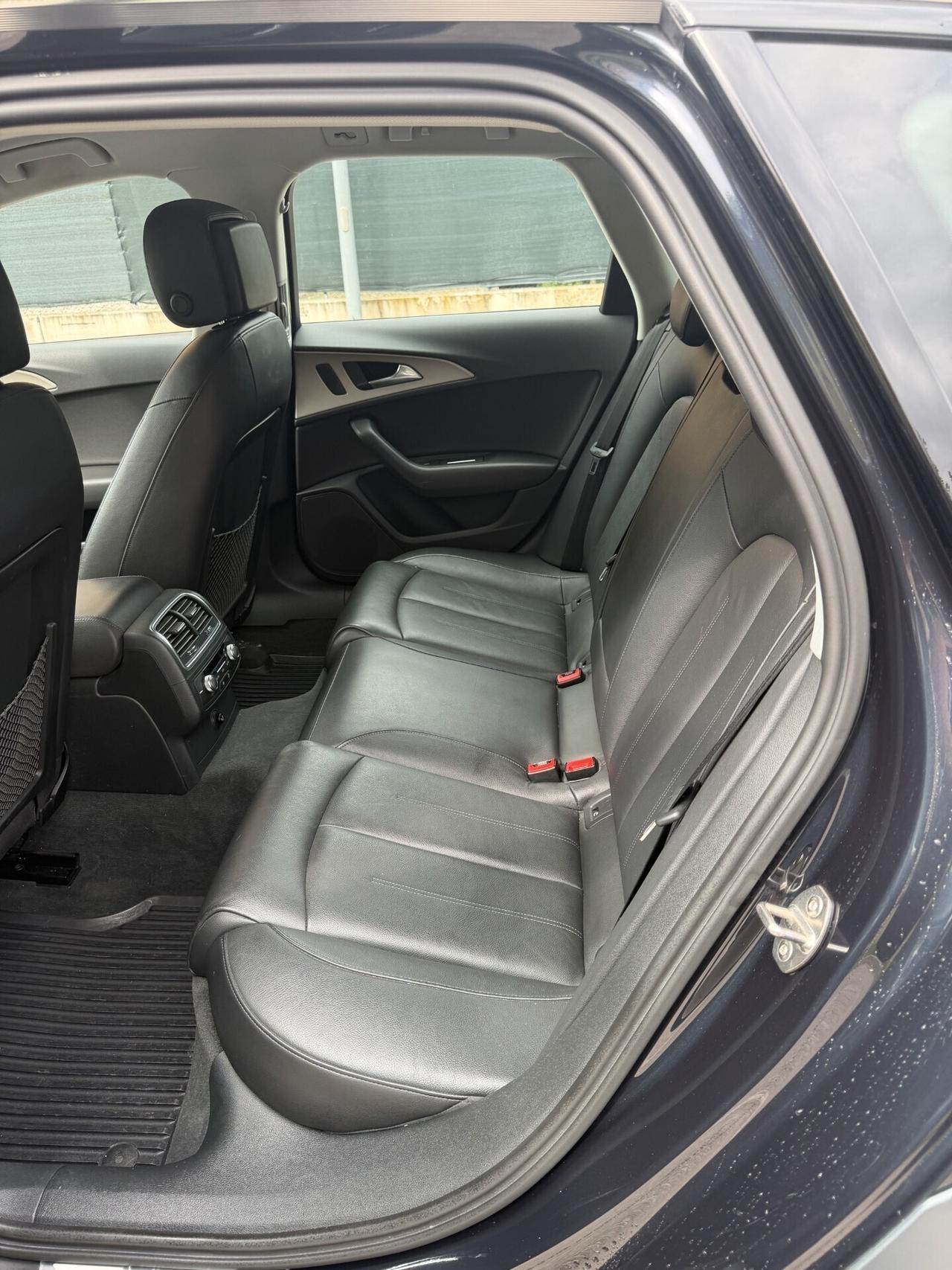 Audi A6 allroad Allroad 3.0 TDI - 4X4 - NAV. - 12 MESI DI GARANZIA -