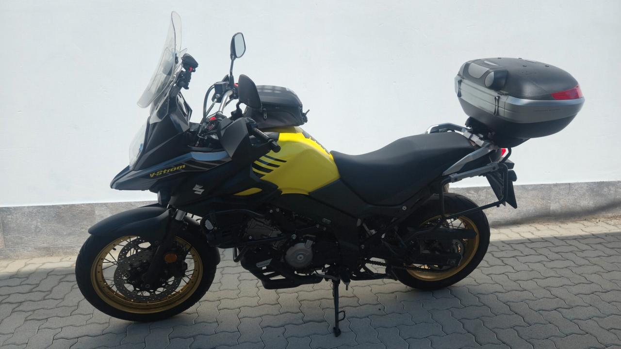 Suzuki V Strom DL 650 XT ABS