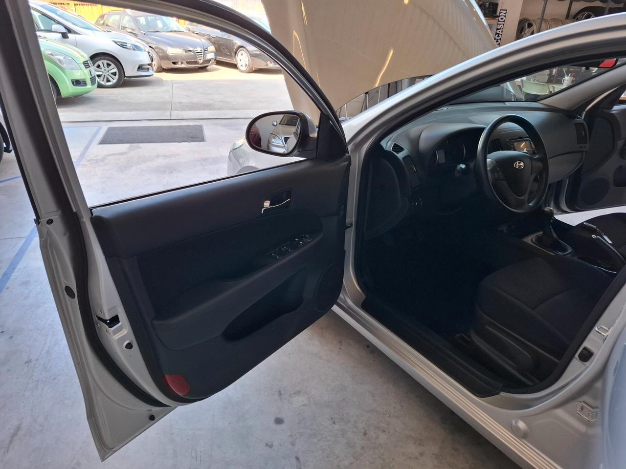 Hyundai i30 1.6 CRDi 90CV 6m. 5p.