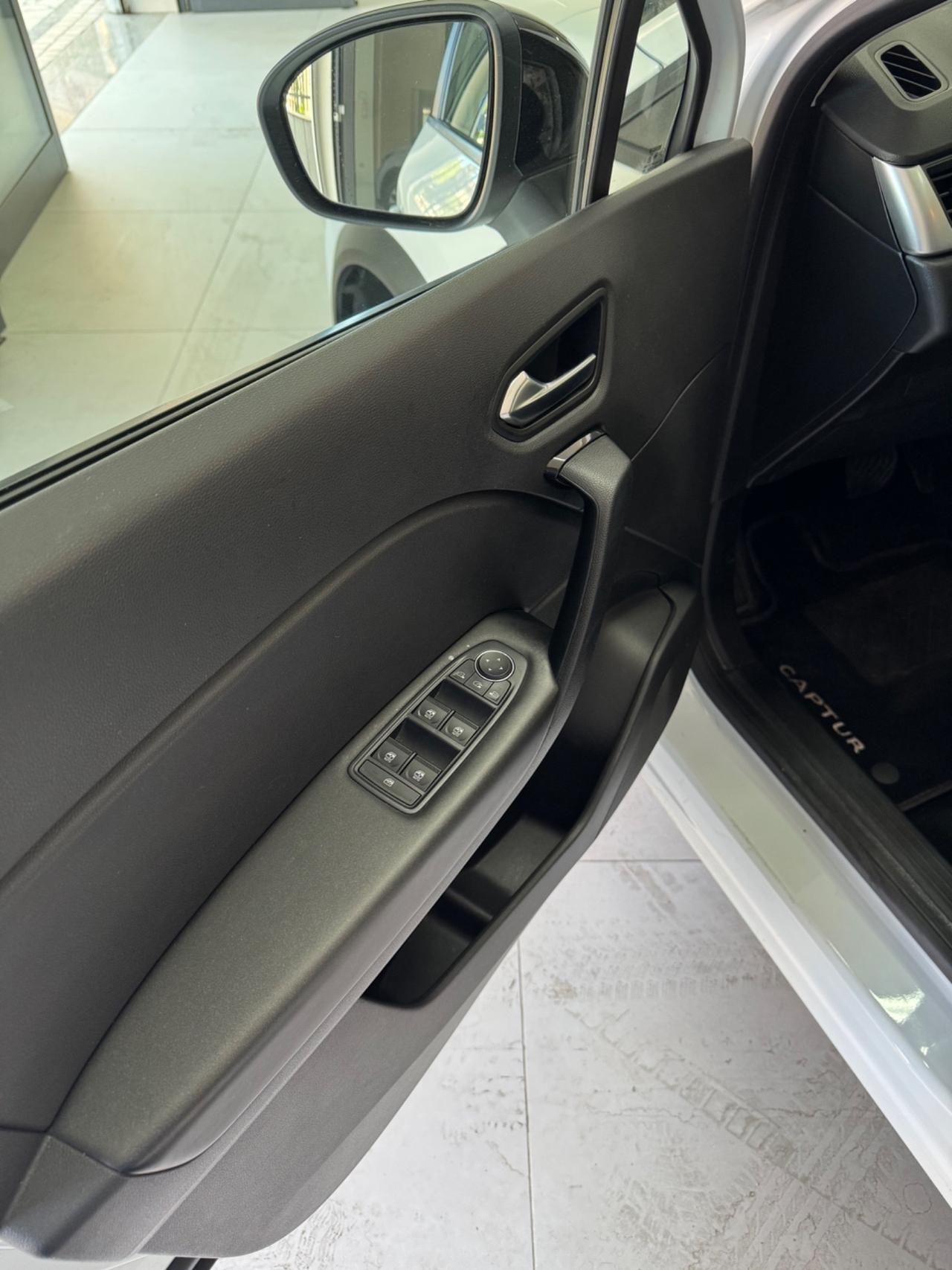 Renault Captur Blue dCi 115 CV EDC Initiale Paris