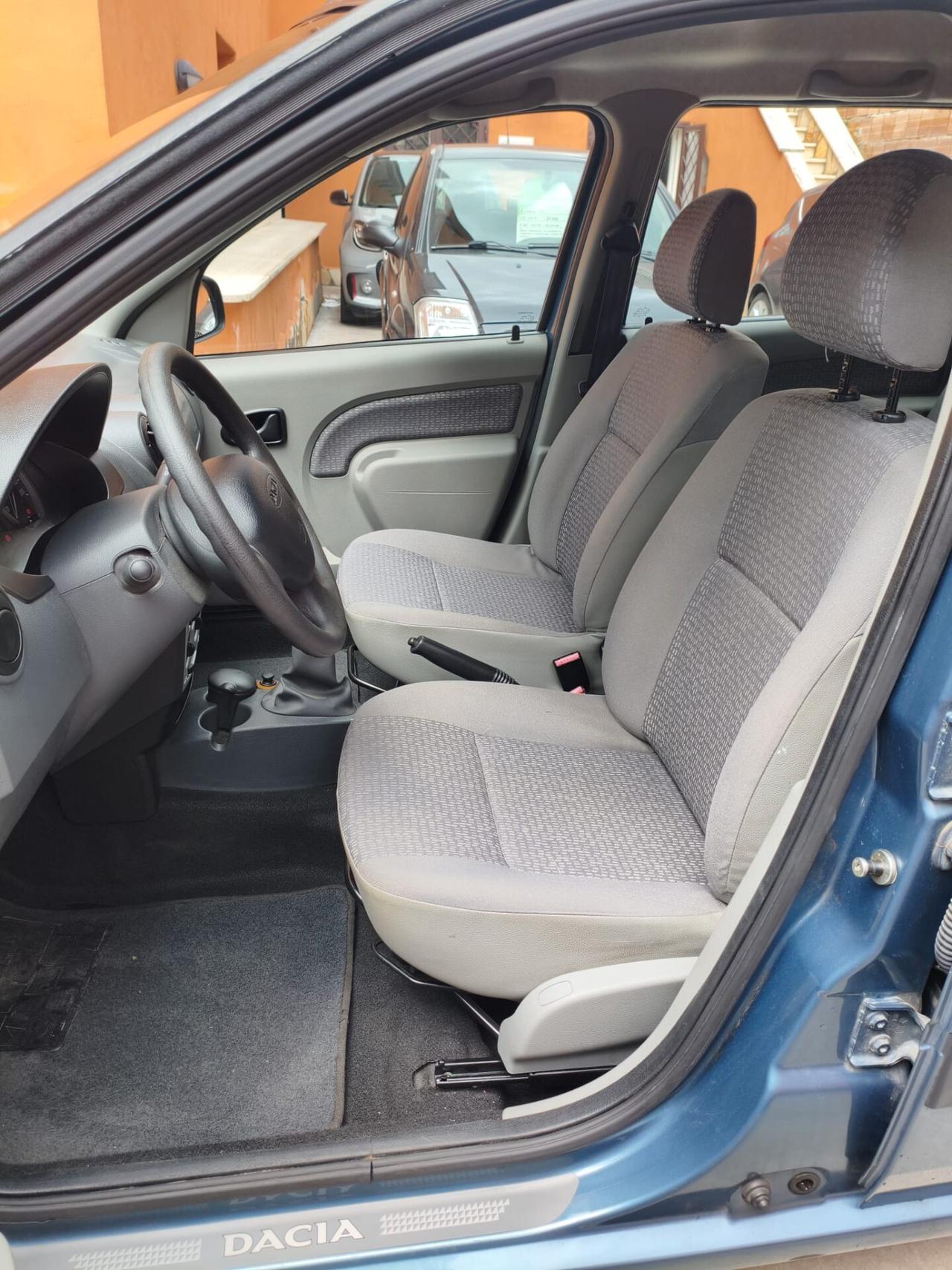 Dacia Logan MCV Lauréate - 7 posti - SOLO 8.000 KM