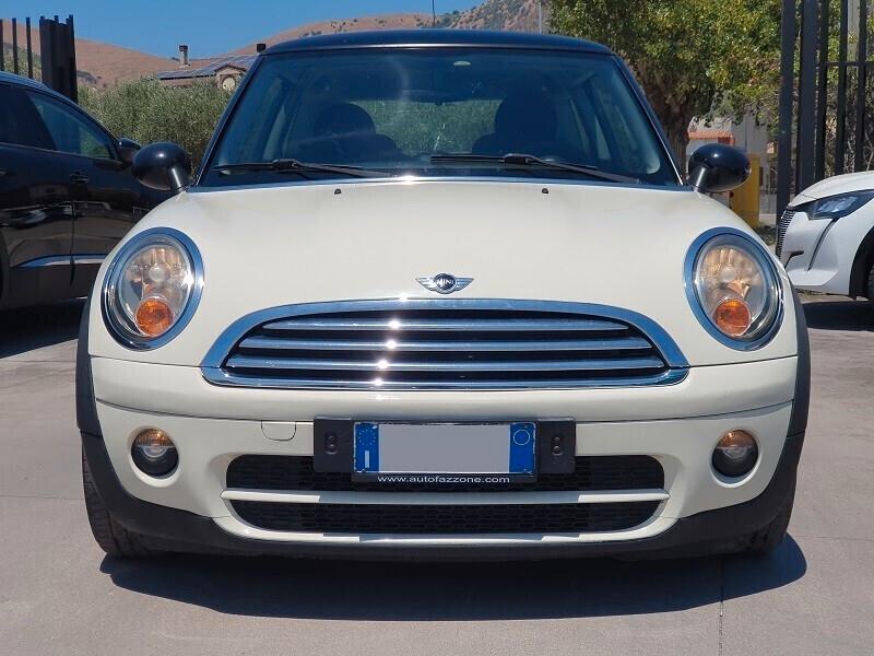 MINI Cooper D 1.6D 16V 110CV DPF PER NEOPATENTATI