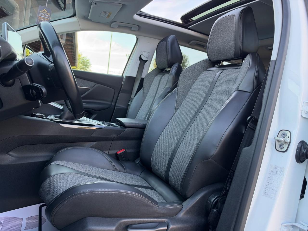 Peugeot 3008 BlueHDi 130 S&S Allure 2018