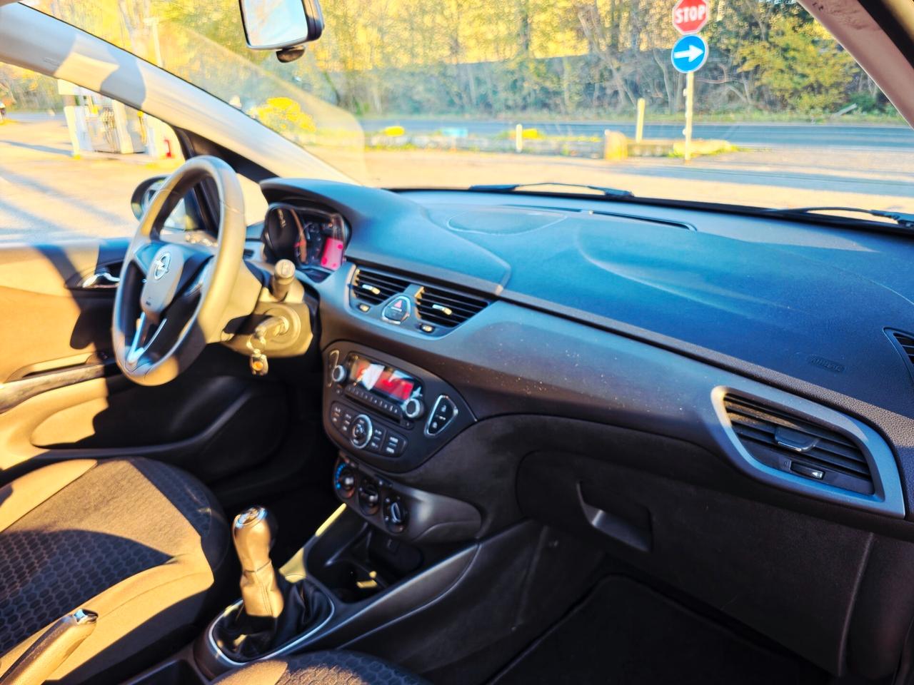 Opel Corsa 1.2 Coupé Innovation 2016-E6 Manuale NEO 5P