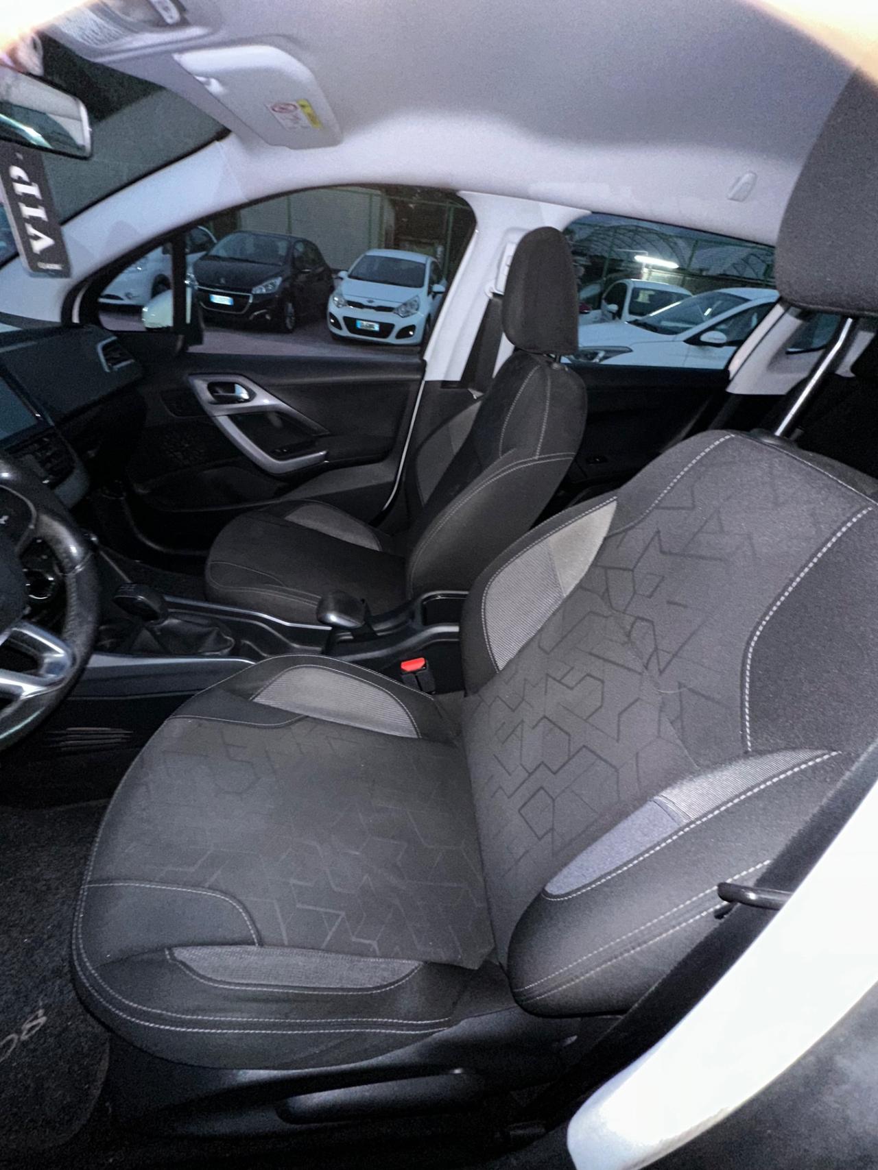 Peugeot 2008 PureTech 82 Allure