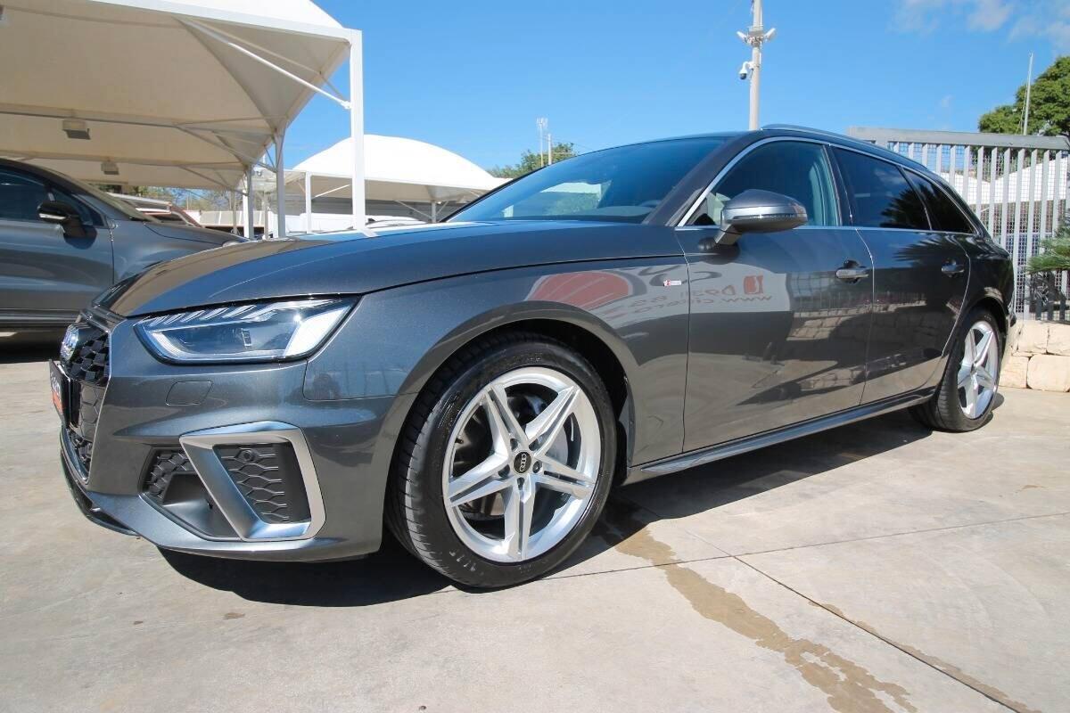 Audi A4 Avant 40 TDI quattro S line edition 2024