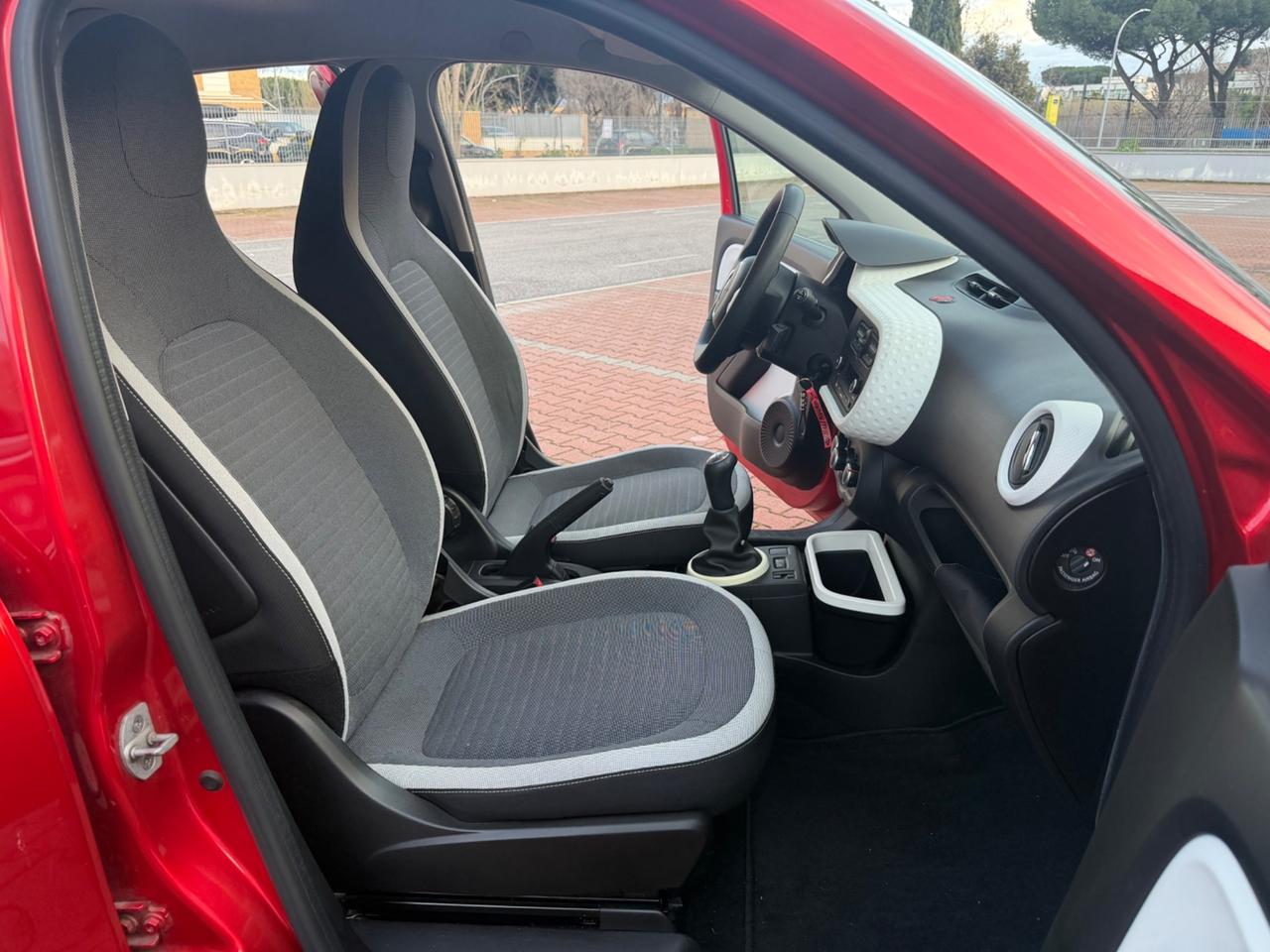 Renault Twingo 1.0 SCe Zen