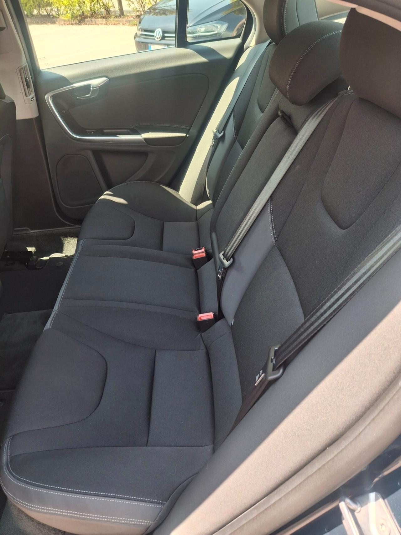 Volvo S60 D4 Geartronic Kinetic
