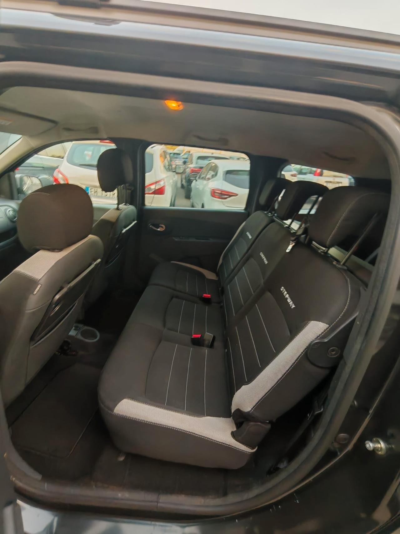 Dacia Lodgy 1.5 dCi 8V 110CV Start&Stop 7 posti Serie Speciale Wow