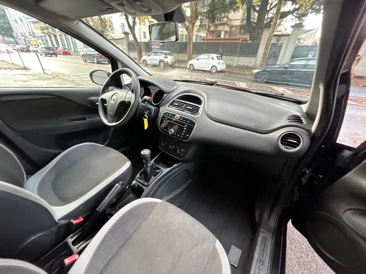 Fiat Punto 1.2 69cv Easy EURO 5B | NEOPATENTATI!!!