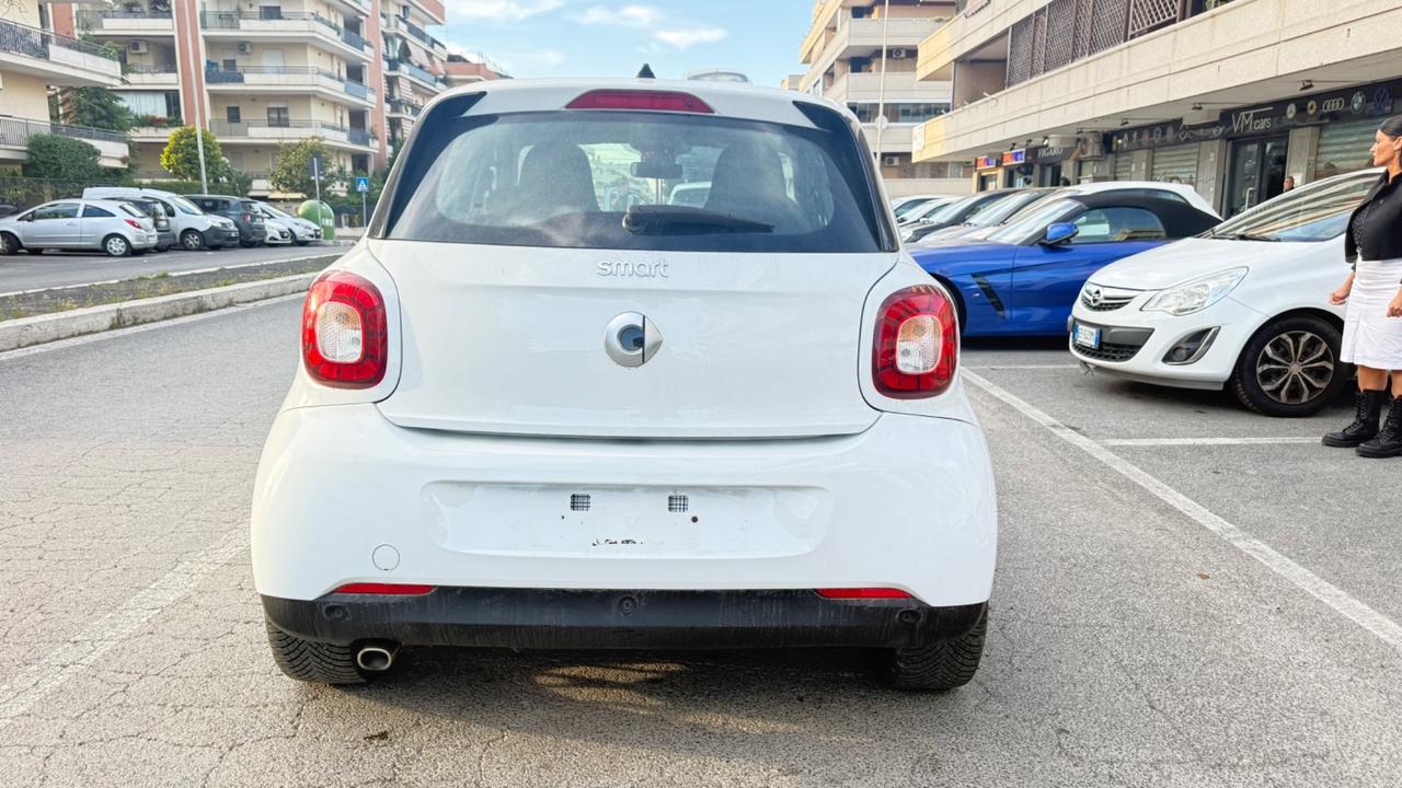 Smart ForFour 70 1.0 twinamic Passion LED PACK SPORT PDC CERCHI 16 BLUETOOTH