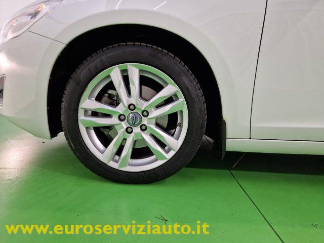 VOLVO V60 D3 Geartronic Momentum