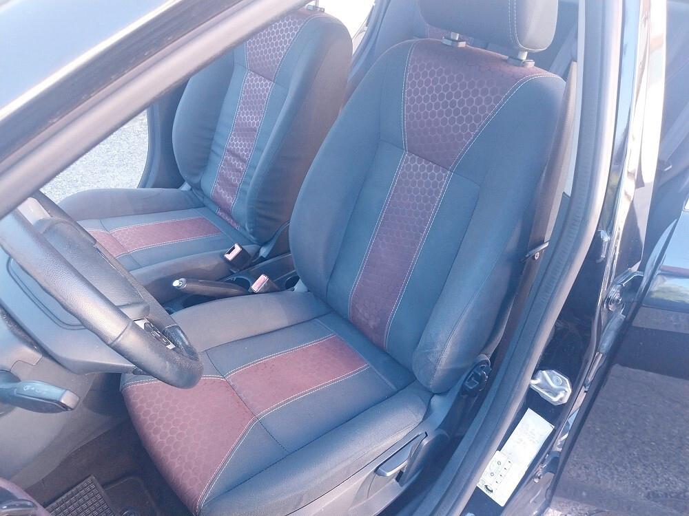 Ford Fiesta 1.4 5 porte Bz.- GPL Titanium