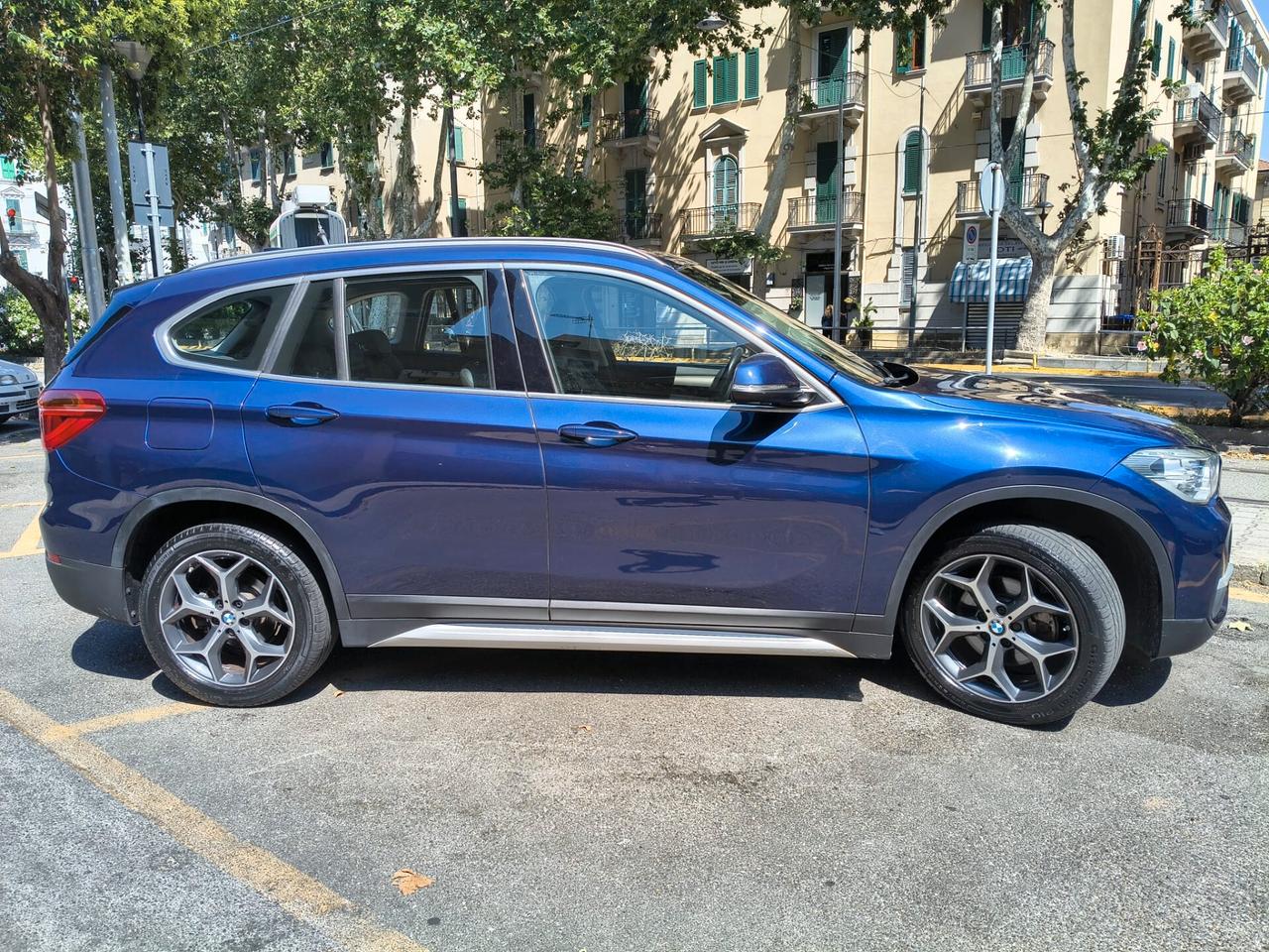 Bmw X1 sDrive18d xLine