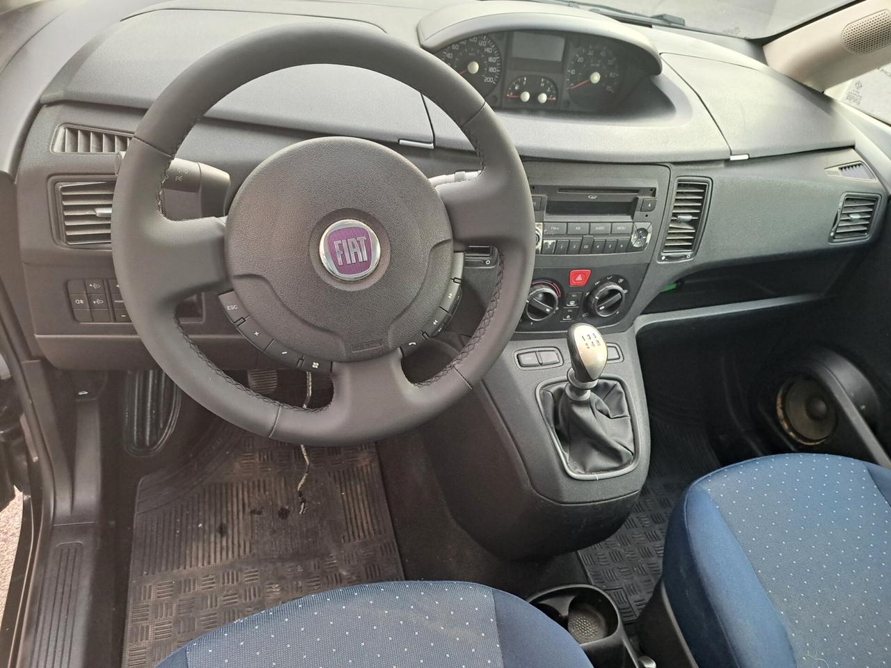Fiat Idea 1.2 16V Active
