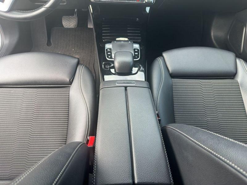 Mercedes-Benz Classe A A 180 d Sport auto