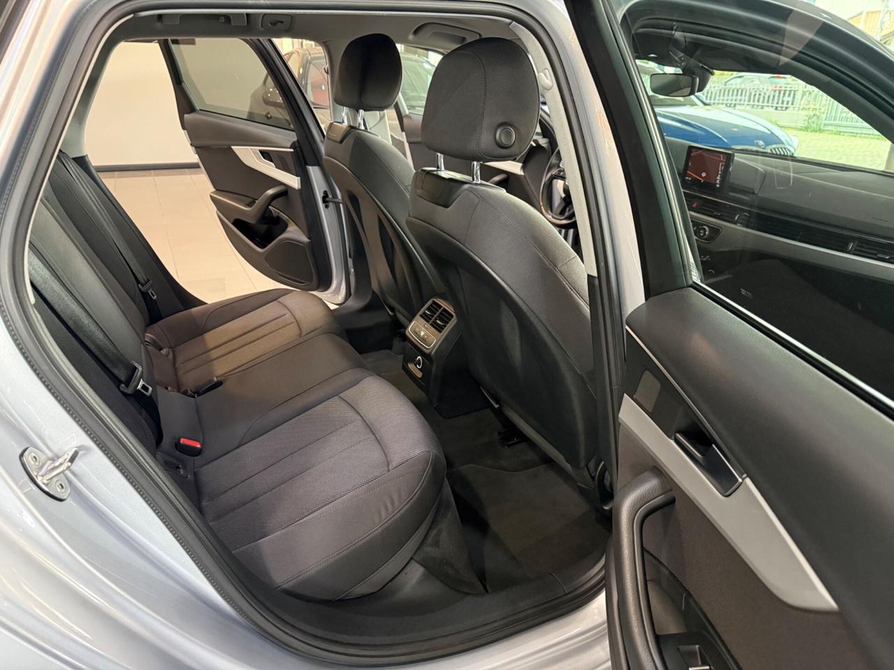 Audi A4 Avant 2.0 TDI 122 CV Business Sport