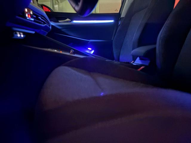 VOLKSWAGEN Golf 2.0 TDI DSG SCR Life COCKPIT-LUCI AMBIENTE