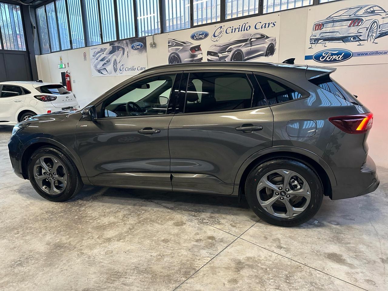 Ford Kuga 2.5 Full Hybrid 180 CV CVT 2WD ST-Line