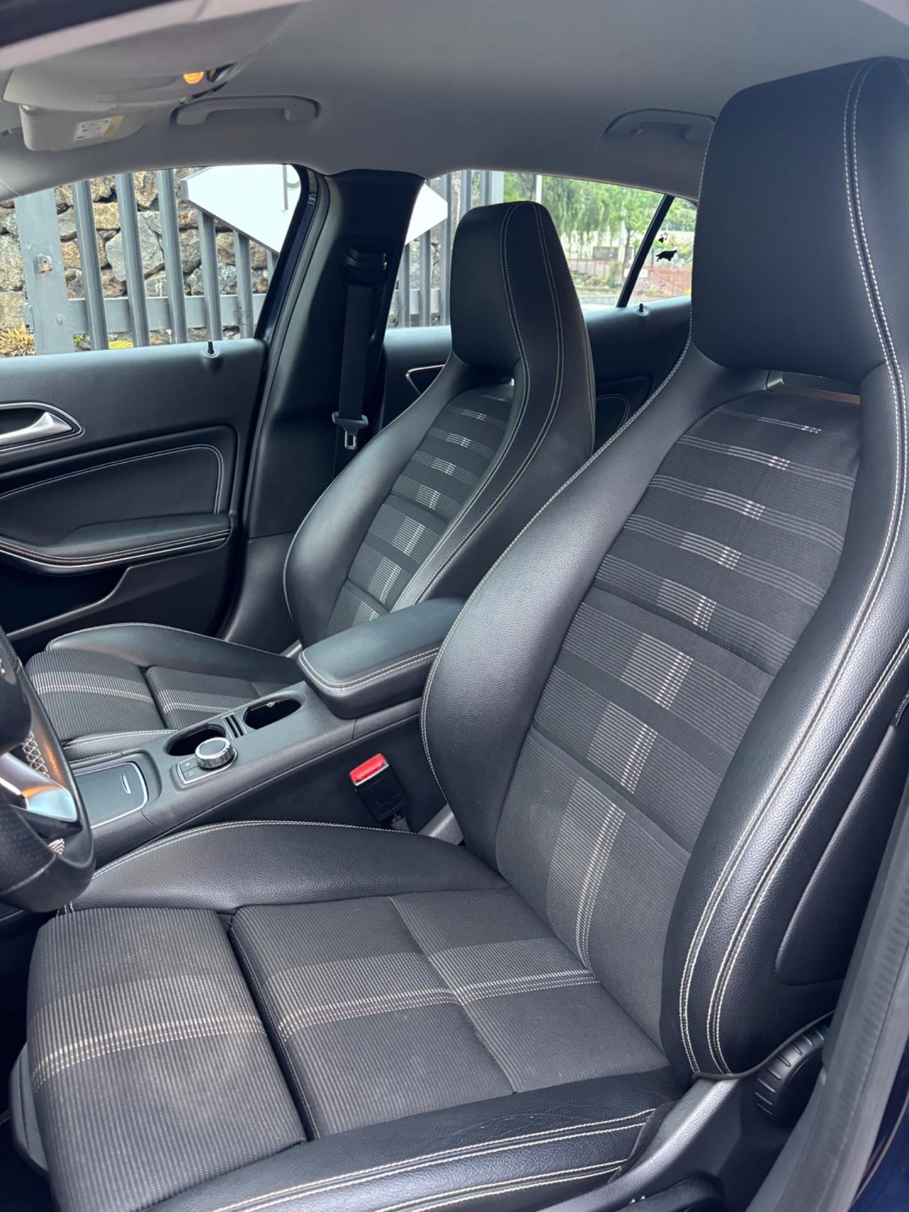 Mercedes-benz GLA 200 d Automatic Sport 2019