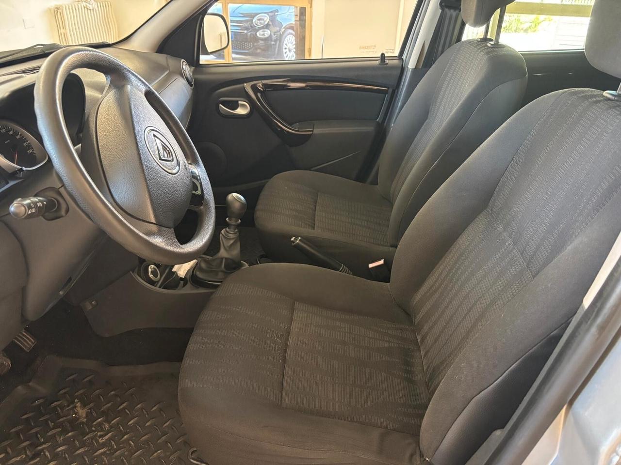 DACIA DUSTER ANNO 2011 DS 1.5 4X4 ADATTA NEOPATENTATI KM 176 MILA