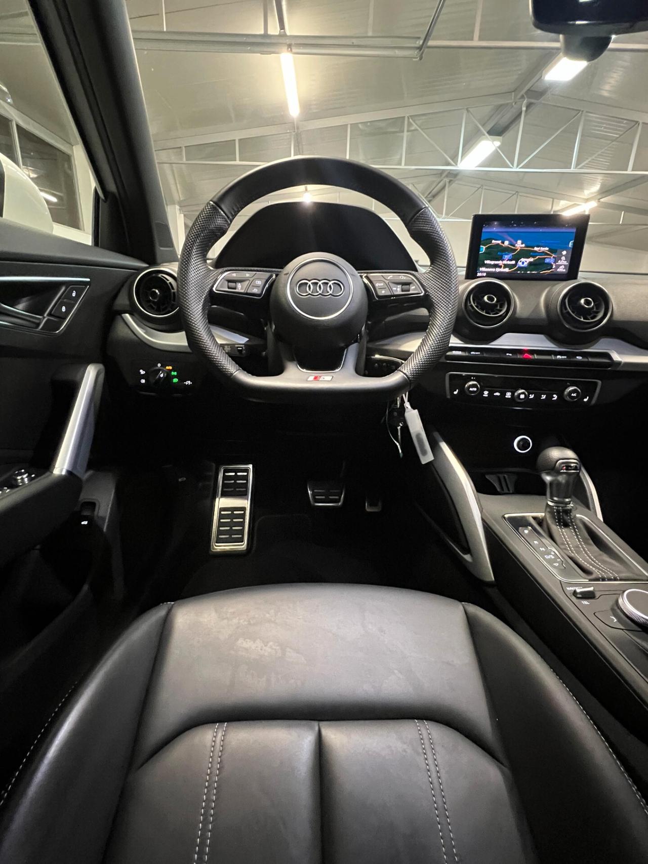 Audi Q2 40 TFSI quattro S tronic line Edition