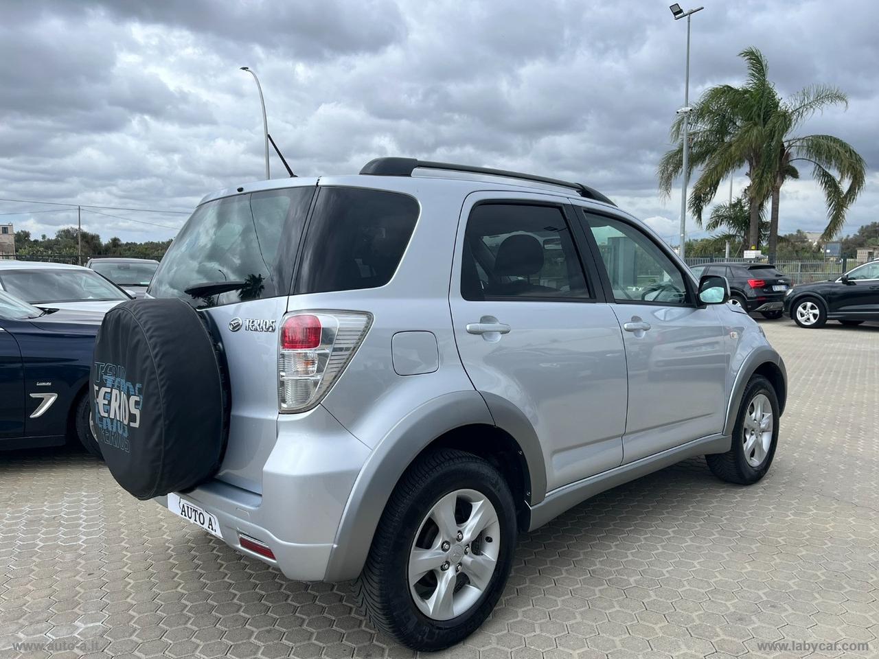 DAIHATSU Terios 1.5 4WD Sho Green Powered