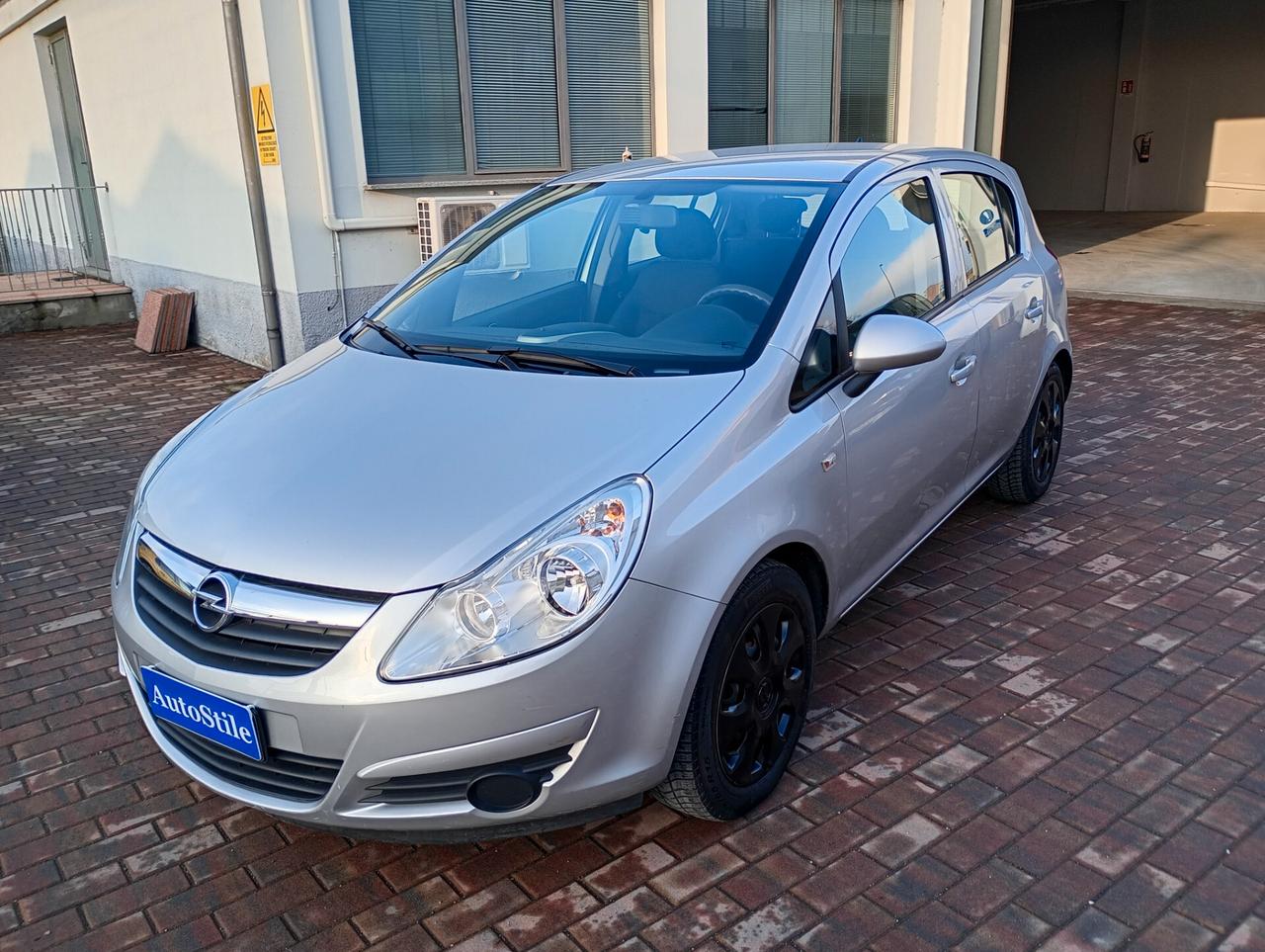 Opel Corsa 1.2 5 porte Australian Edition