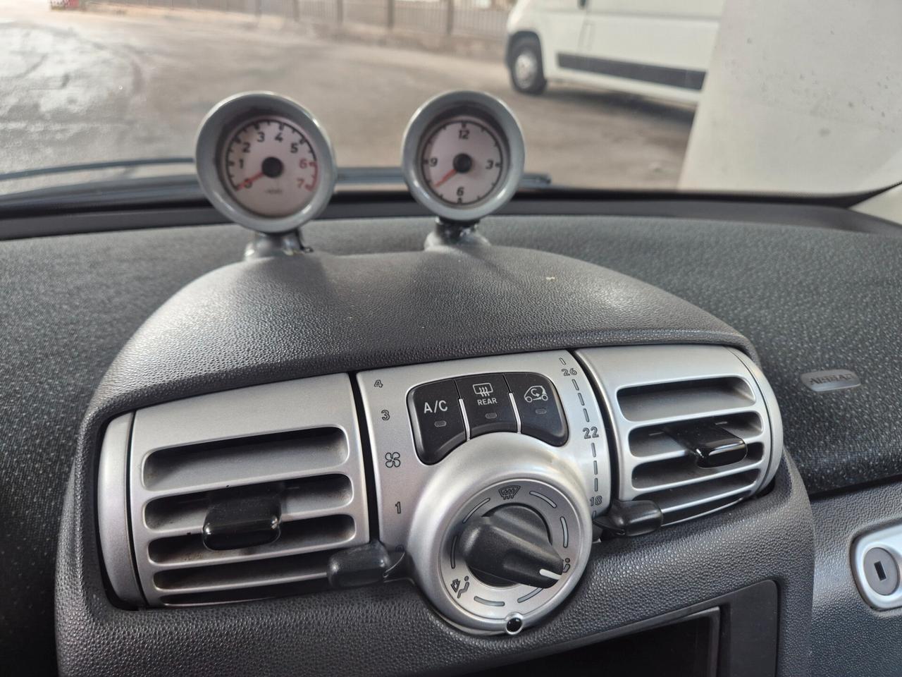 Smart ForTwo 1000 BENZINA SUPER ACCESSORIATA DEL 2009