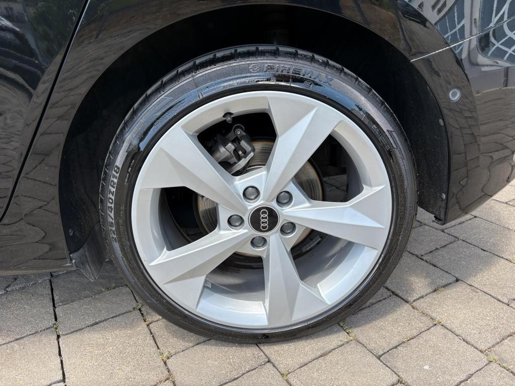 Audi A3 Sportback 30 g-tron S tronic Business