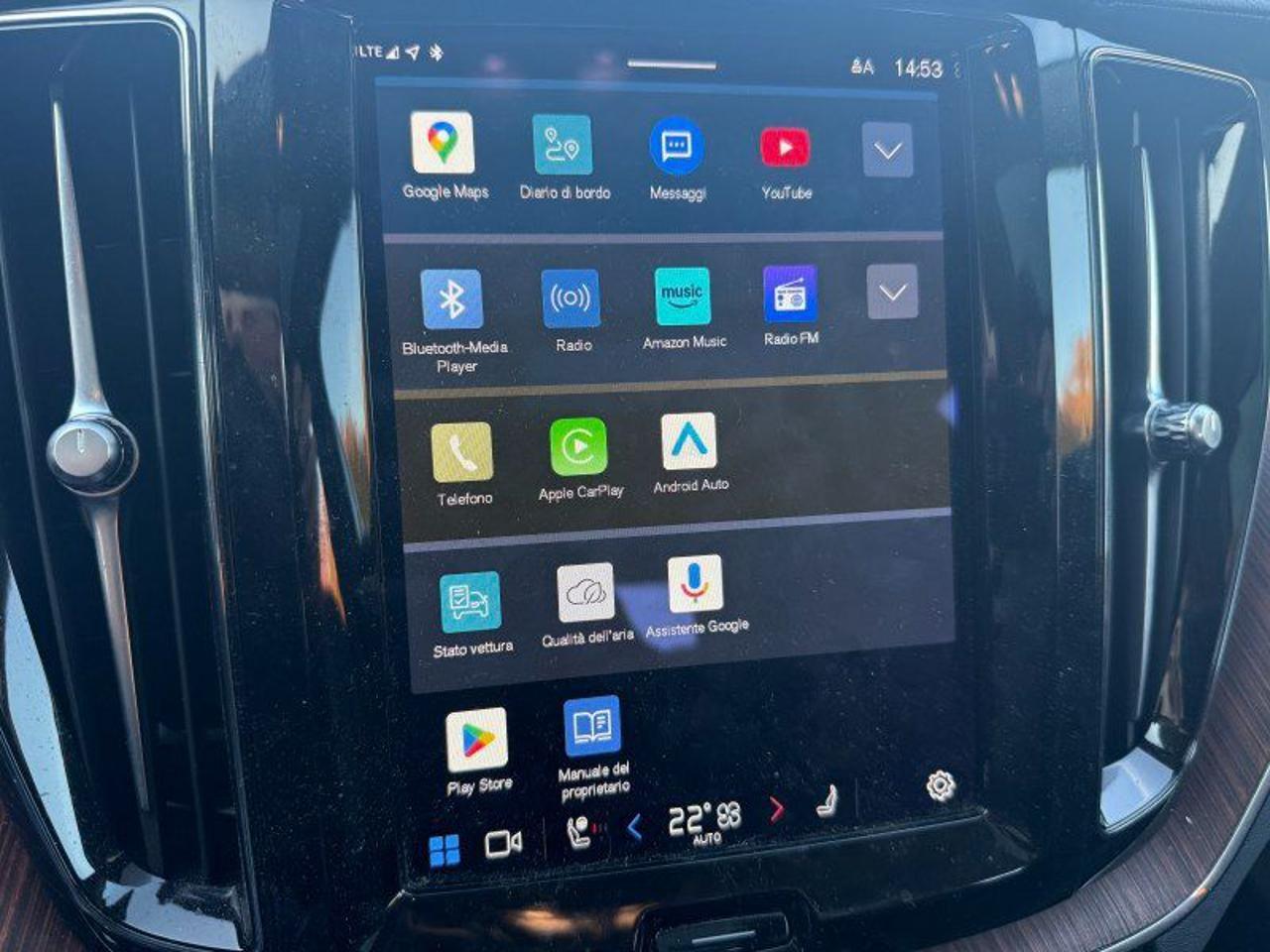 Volvo XC60 T6 Recharge Plug-in Hybrid AWD automatico Ultimate