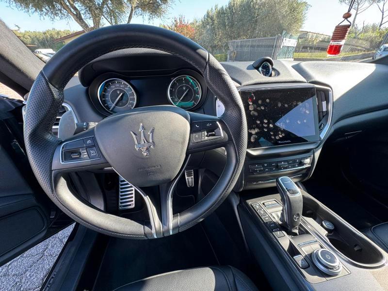 Maserati Ghibli 330 CV MHEV Maserati Ghibli 330 CV MHEV