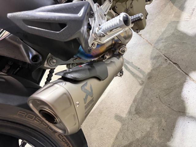 DUCATI Streetfighter V4 V4S AKRAPOVIC CARBONIO POWERPARTS